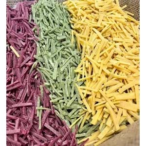 SEBZELİ ERİŞTE 400 GR